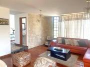 Venta Casa Independiente en Calderón, 250 m con 3...