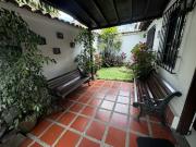 Venta Casa Independiente Poblado Aguacatala 2 por Eafit