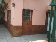 VENTA. CASA INTERNA DE DOS DORMITORIOS EN SANTA FE