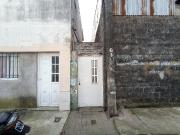 VENTA CASA INTERNA UN DORMI, PATIO, ZONA OESTE