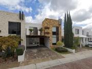 VENTA CASA LAGO YALAHAN CUMBRES DEL LAGO JURIQUILLA QRO