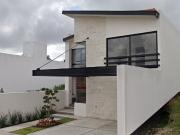 VENTA CASA LAGO YURIRIA CUMBRES DEL LAGO JURIQUILLA QRO