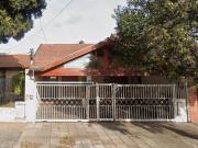 VENTA Casa Lanús pileta quincho parrilla terraza