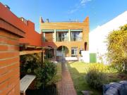 VENTA CASA LINIERS PILETA JARDIN COCHERA
