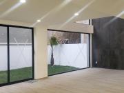 VENTA CASA LISTA PARA HABITAR VISTA PANORAMICA JARDIN...