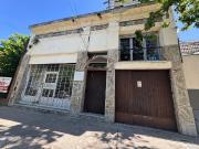 VENTA CASA LOCAL REFACCIONAR EN PARQUE AVELLANEDA