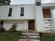 VENTA CASA LOMA LINDA