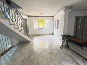 VENTA CASA LOTE BARRIO LORENA LAURELES MEDELLN PARA...