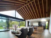 VENTA CASA LUXURY, alto de las Palmas. Medellín