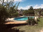 VENTA CASA MAS 3 DEPTO SIQUIMAN CON VISTA Y PILETA