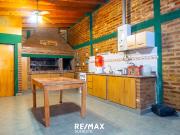VENTA CASA MAS DEPARTAMENTO Y QUINCHO