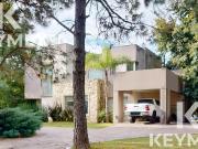 VENTA CASA MIRALAGOS 3 DORMITORIOS