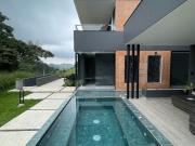 Venta Casa Moderna de 520 m², 3000 m2 de Terreno en...