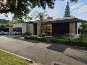 VENTA CASA MODERNA DE UN PISO EN PANCE. Cod V9984