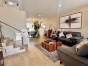 VENTA CASA MODERNA EN JURIQUILLA 4