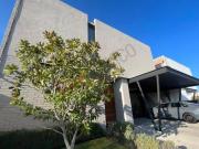 VENTA CASA MODERNA EN LOMAS DEL CAMPANARIO NORTE QUERETARO