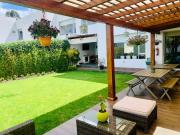 VENTA CASA MODERNA, EN MIRAVALLE, CUMBAYA, HERMOSA...