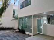 VENTA casa Moderna en privada