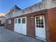 VENTA CASA MULTIFAMILIAR 4 AMBIENTES C GARAGE. PJE...