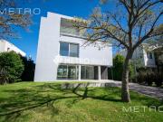 Venta Casa Nordelta Los Lagos 7 ambientes