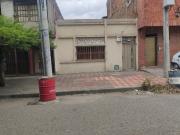 venta casa norte porvenir una planta a una cuadra centro...