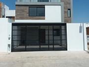 VENTA CASA NUEVA CON ROOF TOP EN FUERTE VENTURA