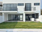 VENTA Casa Nueva Corinto Residencial Burgos Bugambilias