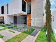 VENTA CASA NUEVA EN LA RIOJA TLAJOMULCO