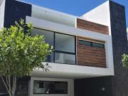 VENTA CASA NUEVA EN LOMAS DE ANGELOPOLIS, PUEBLA