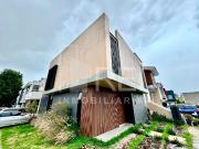 VENTA CASA NUEVA FRENTE A PARQUE EN COTO TOLEDO NUEVA...