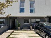 Venta Duplex Ovejitas I, 5 ambientes, jardin 2 cocheras...