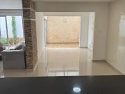 VENTA CASA PALMERAS DEL CACIQUE. Cod V9878