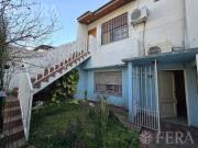 Venta casa para 2 familias con cochera en Wilde