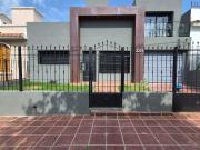 Venta Casa Parque Capital 3 dormt. Pileta