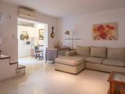 VENTA CASA PASILLO NO PH 2 DORMITORIOS CON PATIO