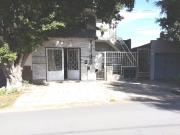 VENTA CASA PB 2 DORMITORIOS ZONA SUR CON PATIO