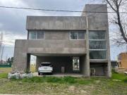 Venta casa pinares del sur tres dormitorios en construccion