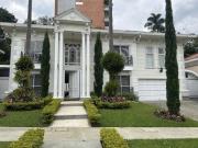 Venta casa Poblado sector san lucas Medellin