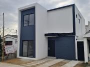 VENTA CASA POR ESTRENAR EN URBANIZACION SAN ANTONIO, A...