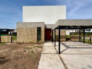 VENTA, CASA, PUERTOS, BARRIO ARAUCARIAS, LOTE AL 200