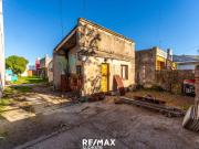 VENTA CASA + QUINCHO A REFACCIONAR V. ROSAS