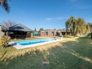 VENTA CASA QUINTA 4 DORMITORIOS VILLA ESQUIU CBA