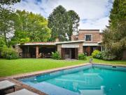 VENTA CASA QUINTA 7 AMBIENTES PILAR CENTRO