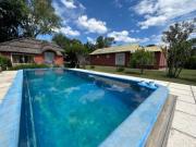 Venta casa quinta de 4 ambientes con pileta Villa Lía,...