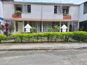 VENTA CASA QUINTA GRANADA, BIEN UBICADA CERCA CENTRO...