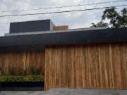 VENTA CASA REMODELADA CLUB DE GOLF HACIENDA ARBOLEDAS