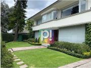 VENTA CASA REMODELADA EN BOSQUE DE SAUCES BOSQUES DE LAS...