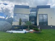 VENTA CASA Residencia Campestre de Lujo en La Calera