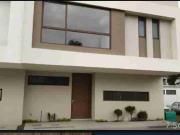VENTA CASA RESIDENCIAL JURICA