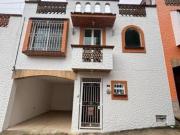 VENTA CASA: Rivadavia 40, Emiliano Zapata, 91090 Xalapa...